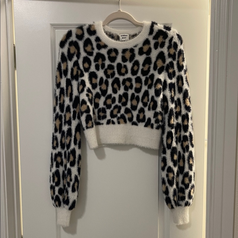 EUC! Aritzia/Sunday Best Leopard Print Sweater, Size XS - Picture 5 of 7